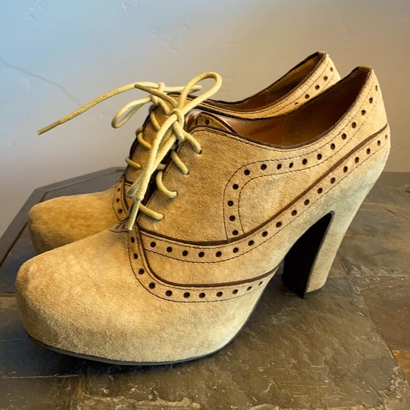 Miz Mooz Shoes - Miz Mooz Lance in taupe size 8.5